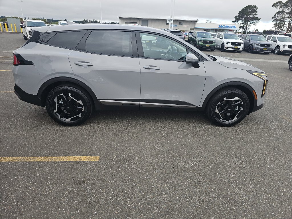 New 2026 Kia Sportage S image 8