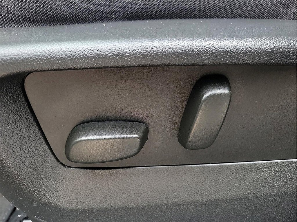 Used 2023 Buick Envision Preferred image 15