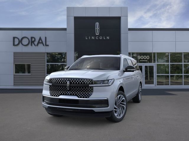 New 2026 Lincoln Navigator L Reserve AWD/4WD image 2