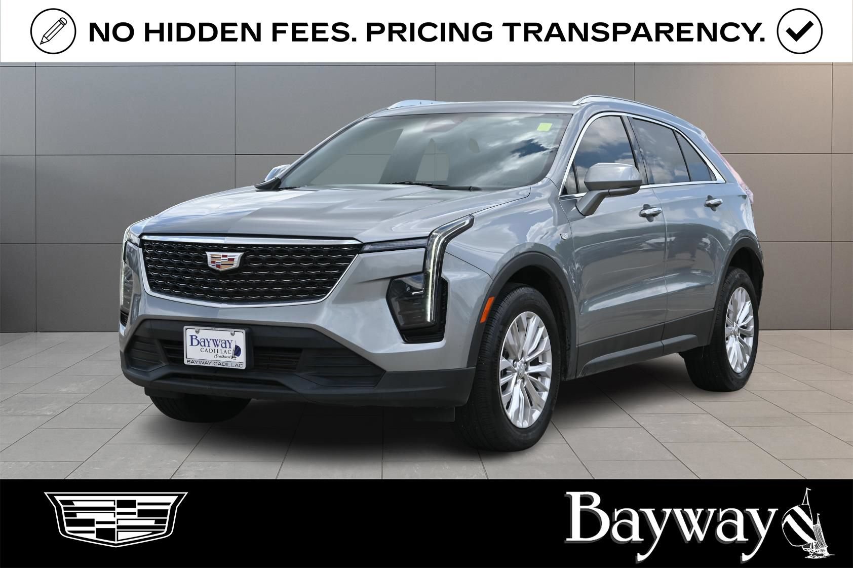 Used 2024 Cadillac XT4 Luxury w/ Cold Weather Package FWD image 1