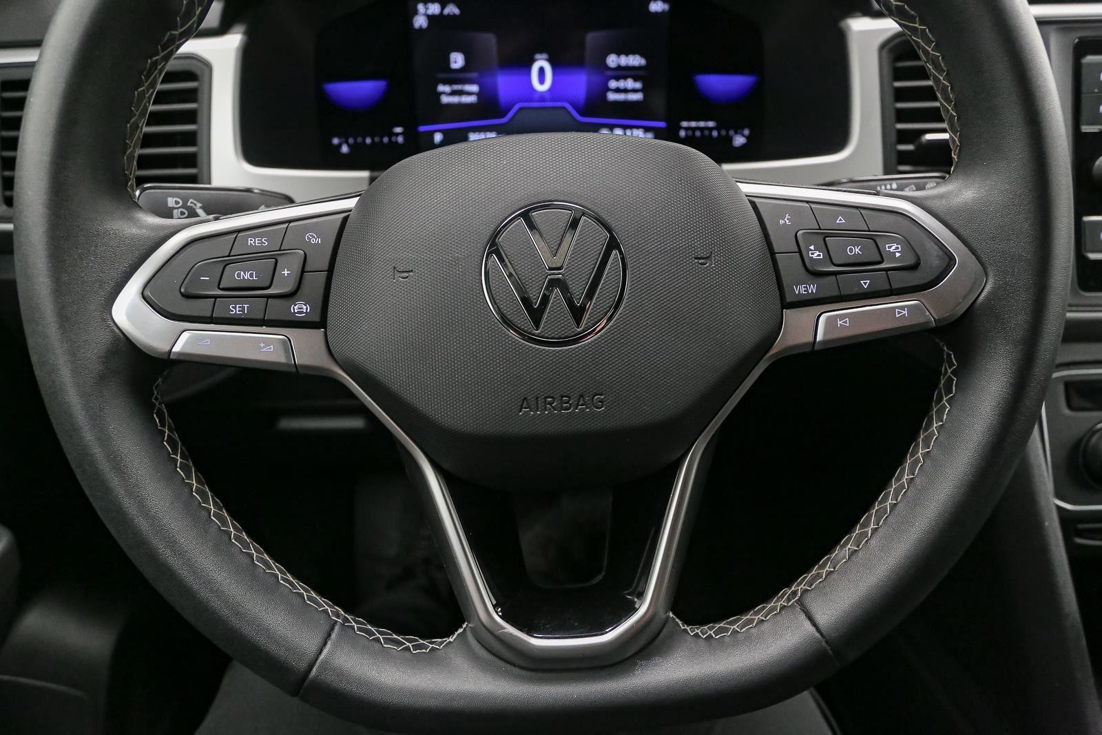 Certified 2023 Volkswagen Atlas Cross Sport SE image 33