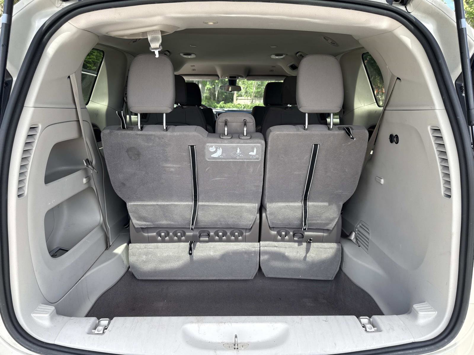 Used 2019 Chrysler Pacifica LX image 31