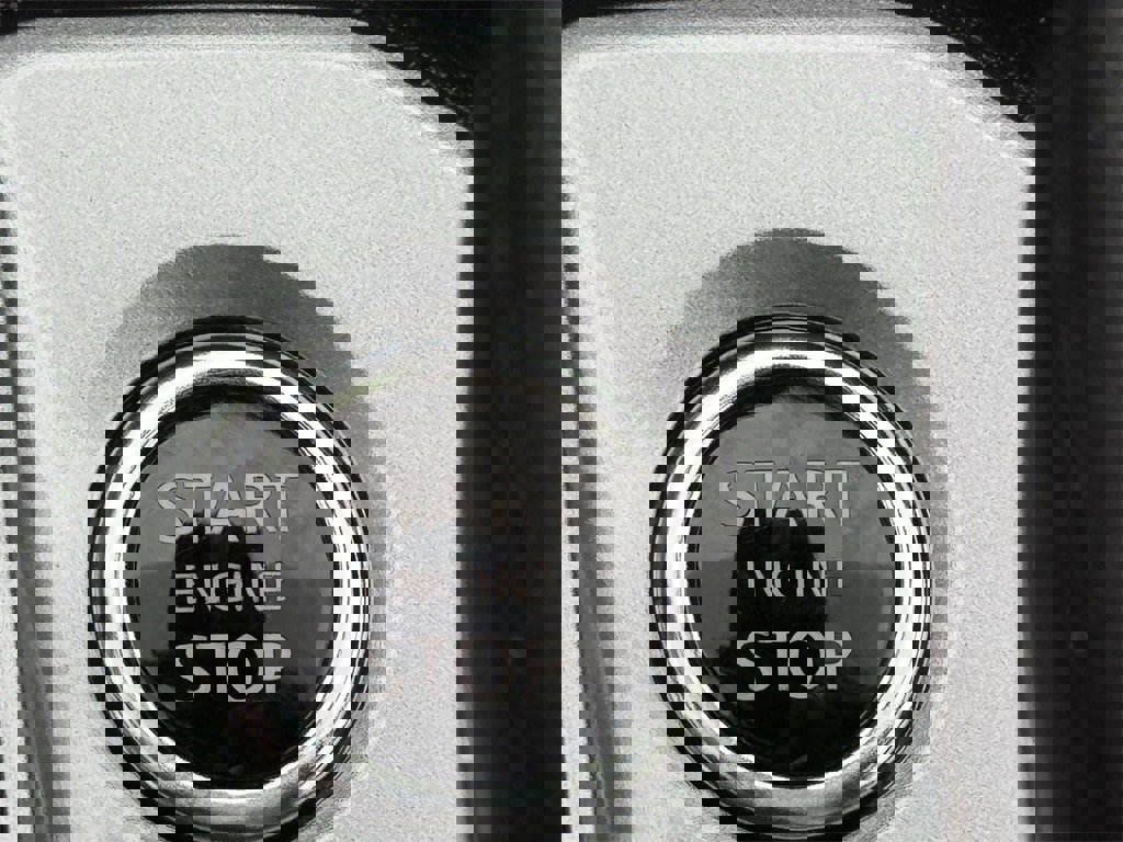 Used 2025 Nissan Altima 2.5 SV image 22