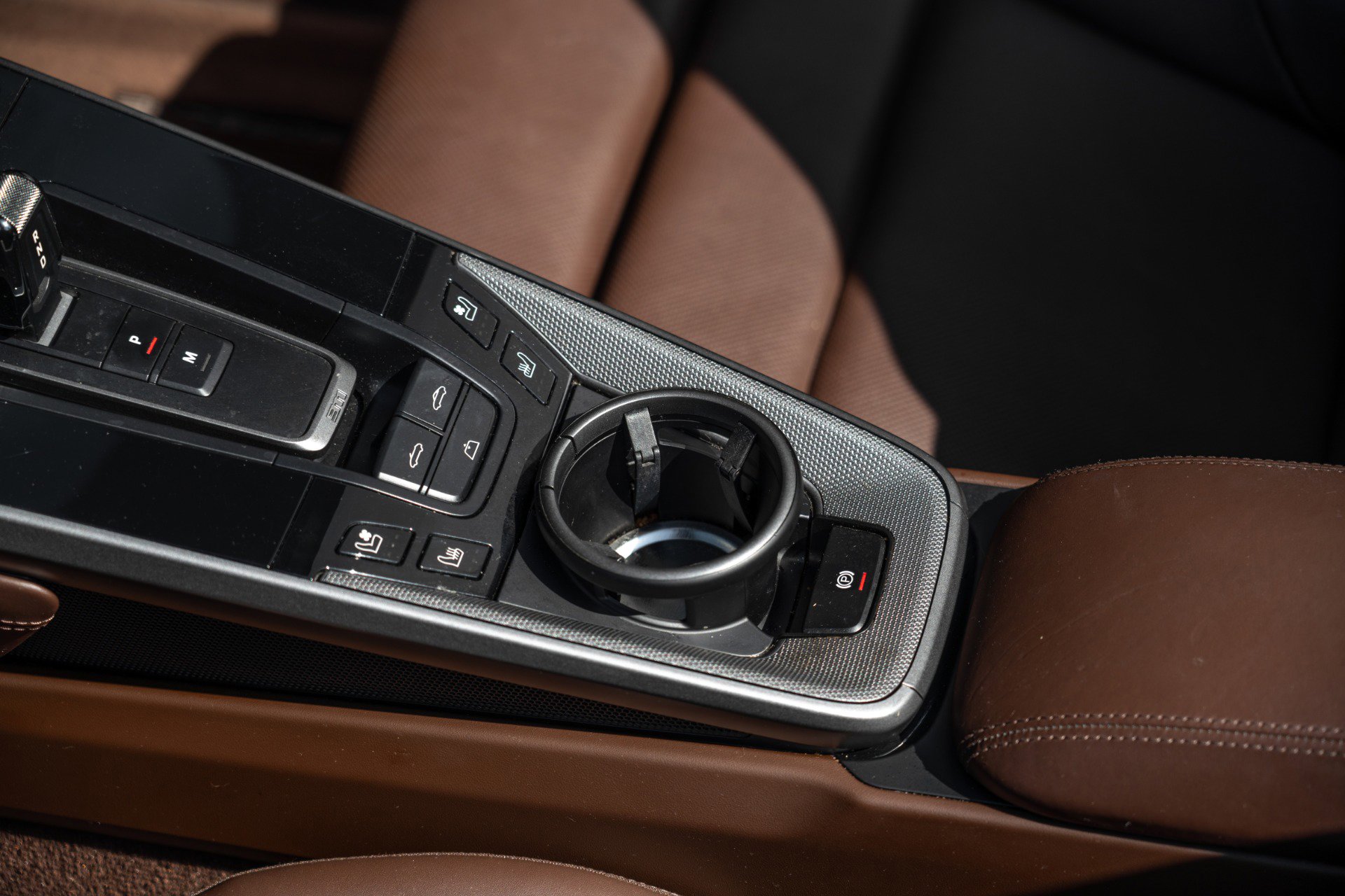 Used 2024 Porsche 911 Carrera image 46