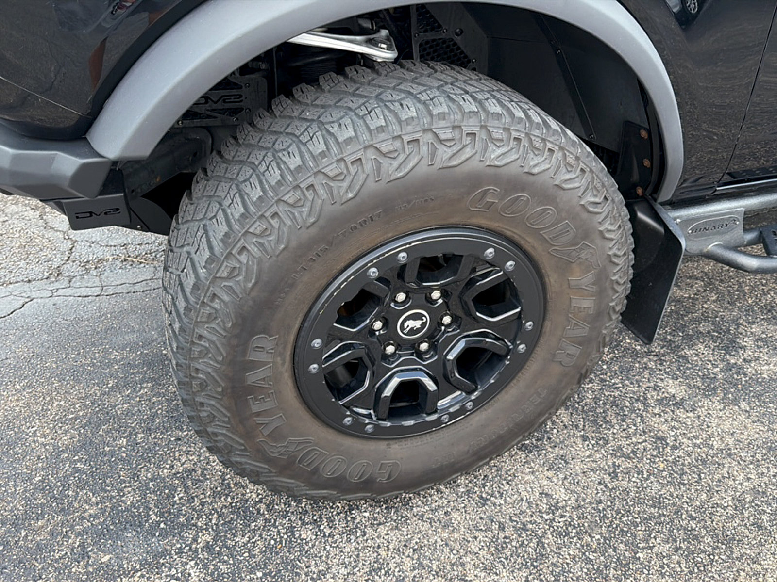 Used 2023 Ford Bronco Badlands w/ Sasquatch Package AWD/4WD image 4