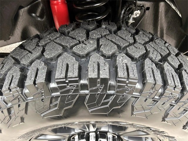 Used 2022 Ford F250 Lariat w/ Tremor Off-Road Package image 21