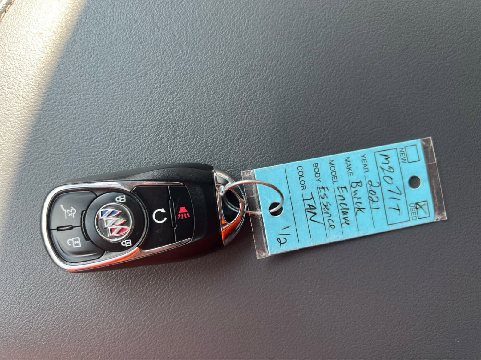 Used 2021 Buick Enclave Essence w/ Sound and Sites Package image 29