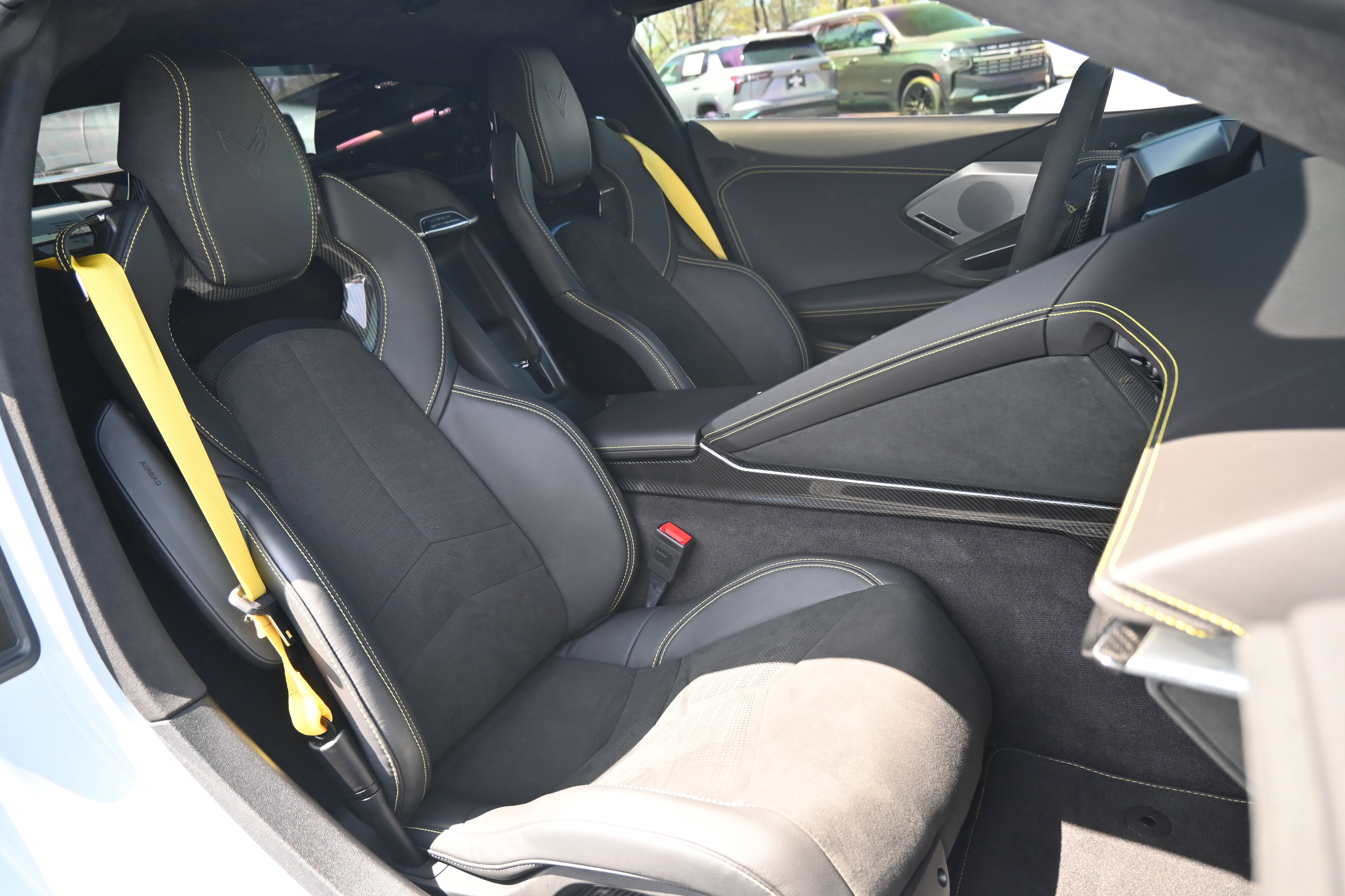 Used 2024 Chevrolet Corvette Stingray Premium Cpe RWD image 33