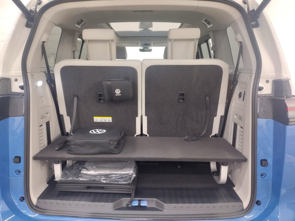 New 2025 Volkswagen ID. Buzz 1st Edition image 48