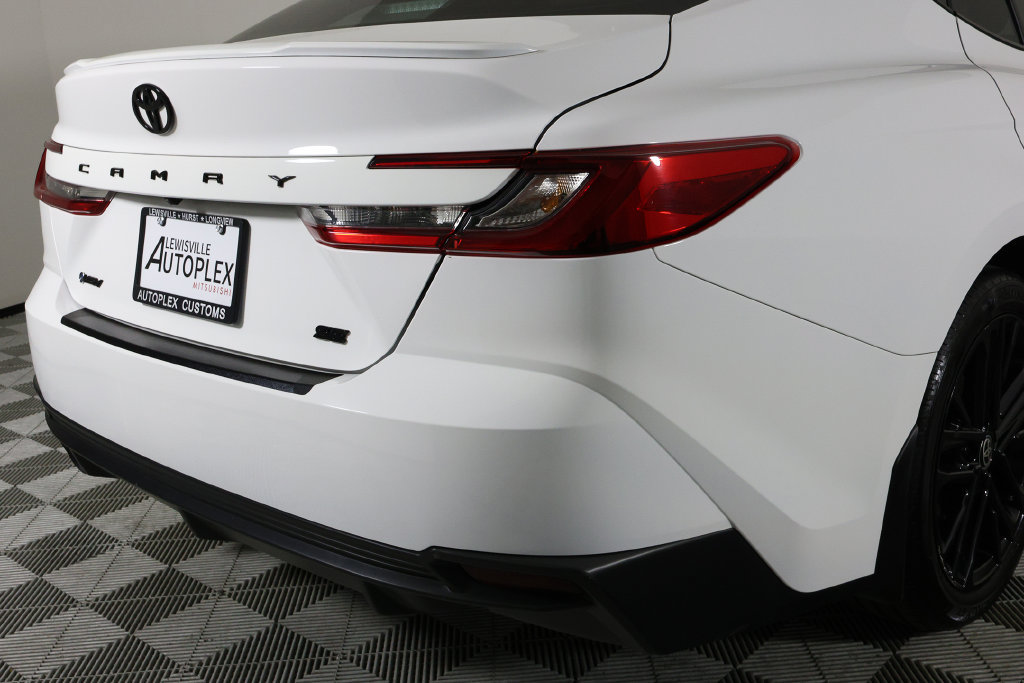 Used 2025 Toyota Camry SE w/ Convenience Package FWD image 41