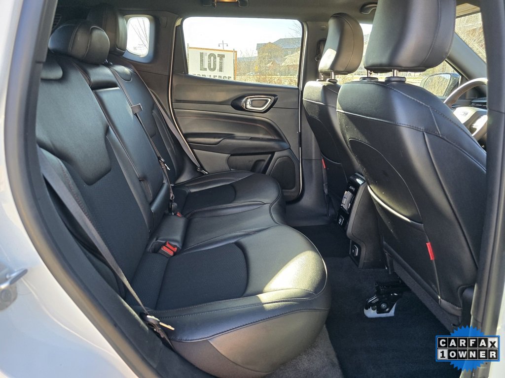Used 2024 Jeep Compass Trailhawk image 32