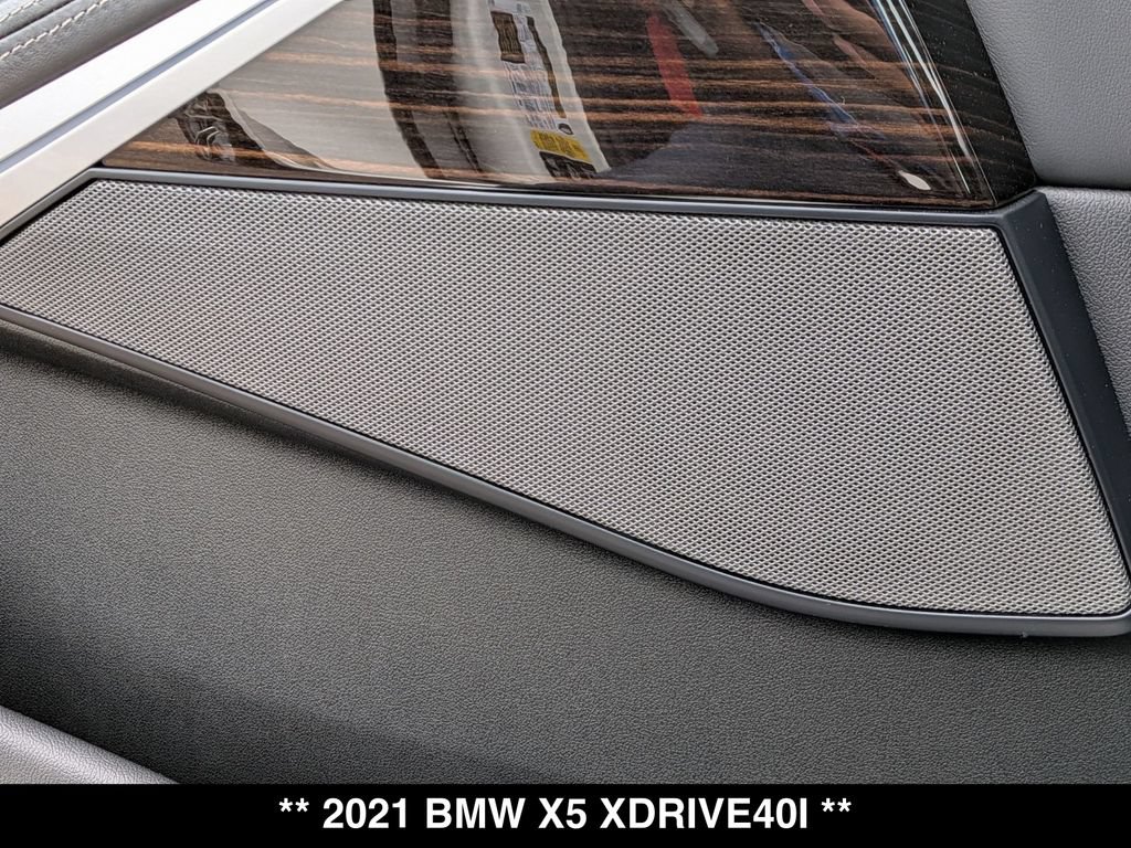 Used 2021 BMW X5 xDrive40i w/ M Sport Package AWD/4WD image 21