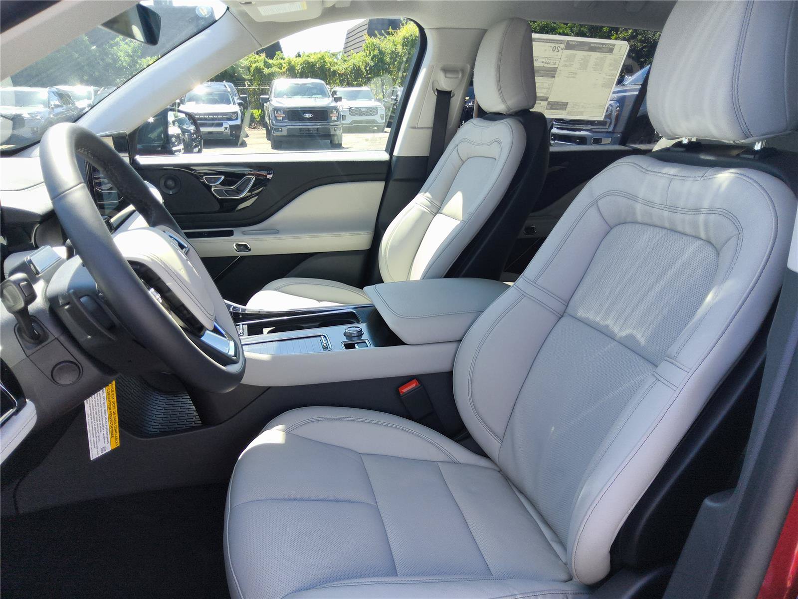 New 2027 Lincoln Aviator Reserve RWD image 14