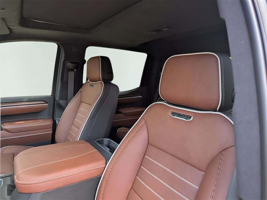 New 2025 GMC Sierra 1500 Denali Ultimate image 6