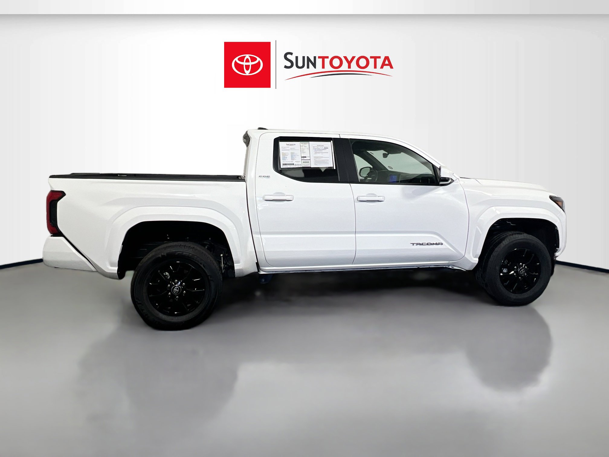 Used 2024 Toyota Tacoma SR5 image 2