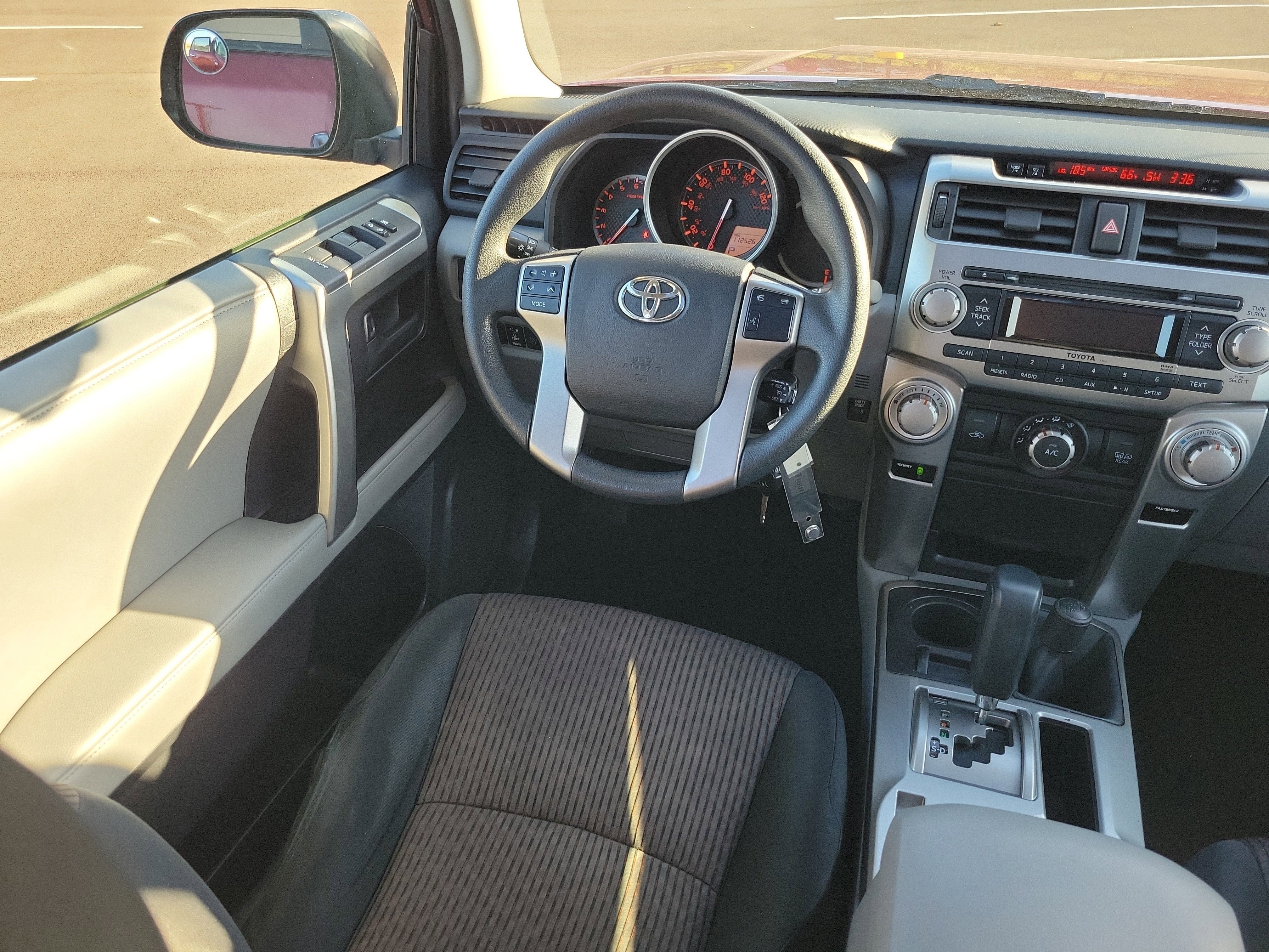 Used 2011 Toyota 4Runner SR5 image 14