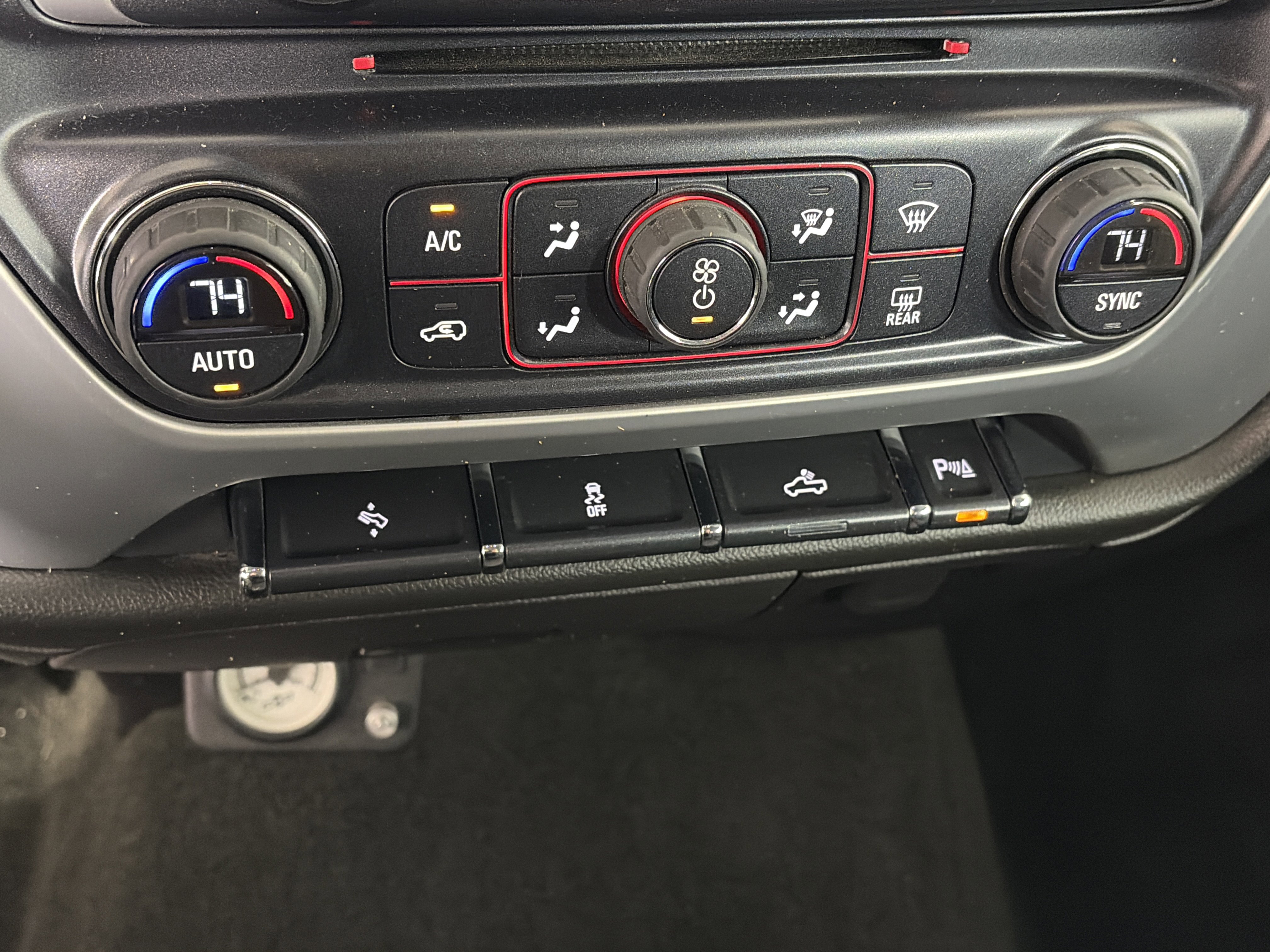 Used 2016 GMC Sierra 1500 SLE w/ SLE Value Package image 23