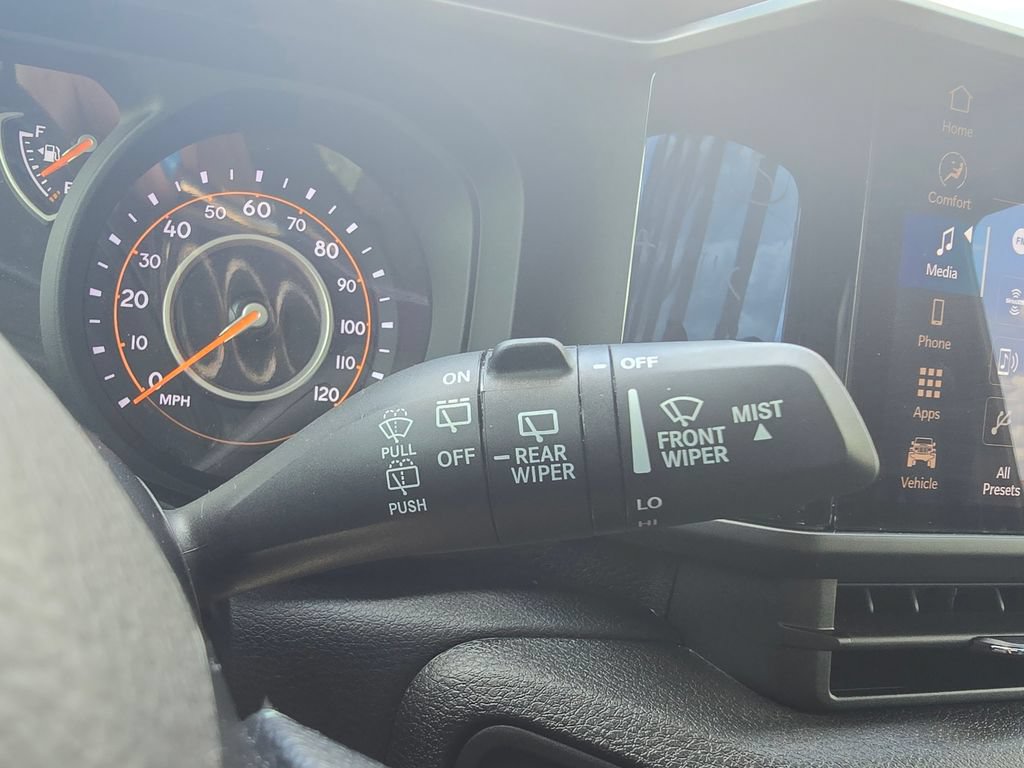 Used 2024 Jeep Wrangler Unlimited Sport AWD/4WD image 30