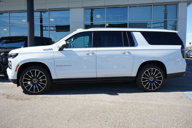 New 2026 Chevrolet Suburban High Country AWD/4WD image 5