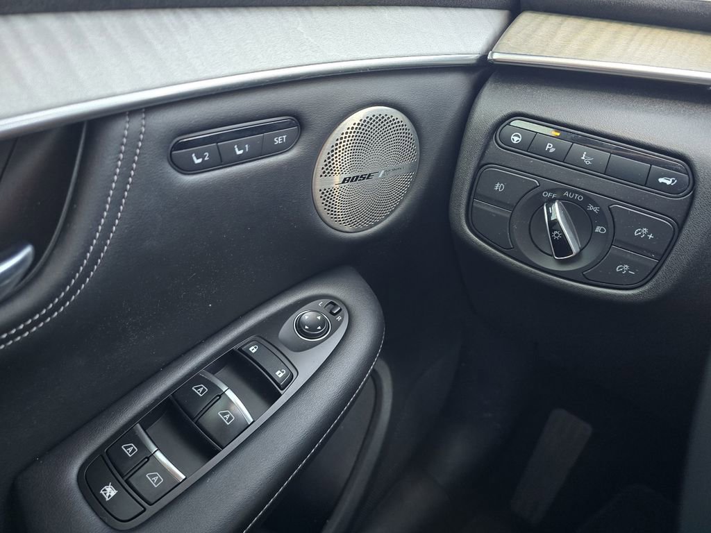 Used 2019 INFINITI QX50 Essential w/ Sensory Package FWD image 23