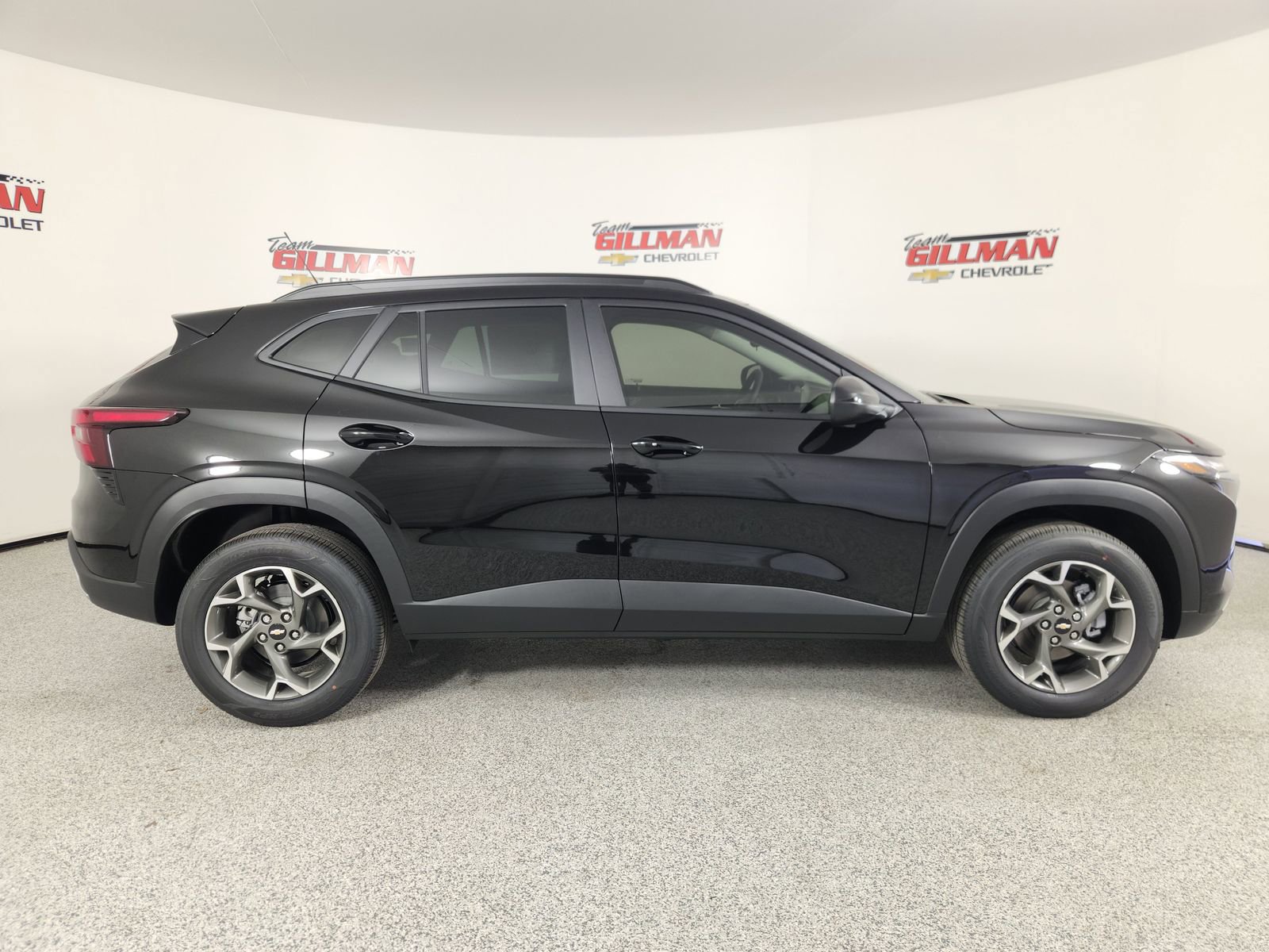 New 2026 Chevrolet Trax LT w/ Driver Confidence Package image 5