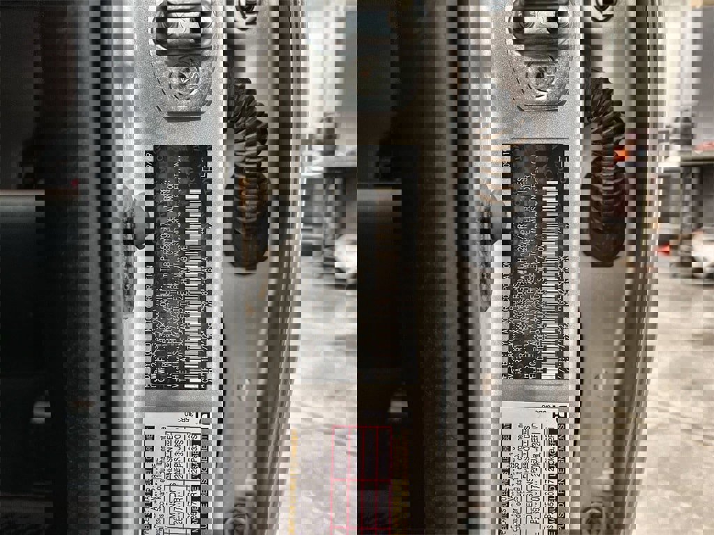 Used 2020 Toyota 4Runner Venture w/ Moonroof Package image 39