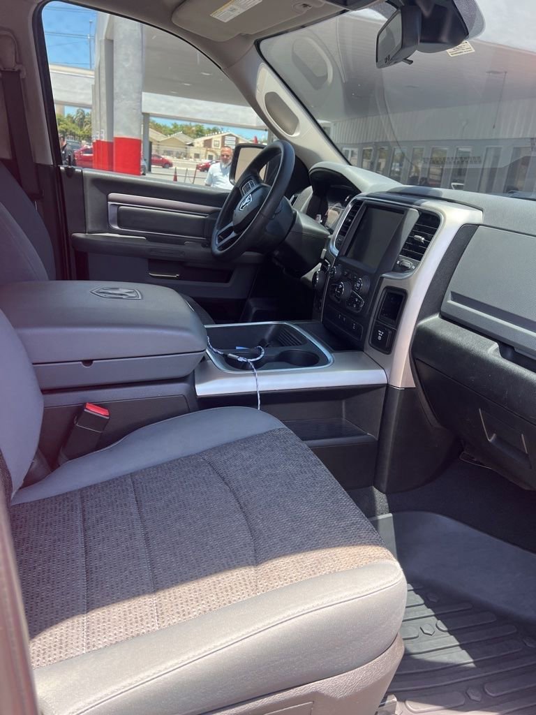 Used 2019 RAM 1500 Classic Warlock w/ Electronics Group AWD/4WD image 9