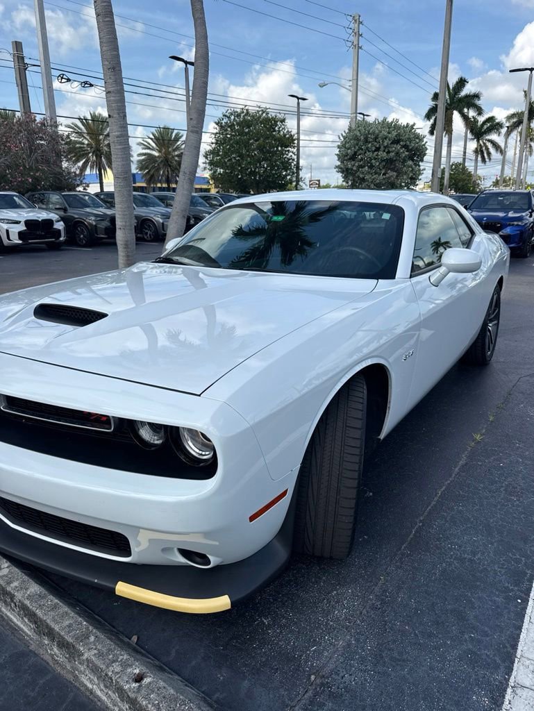 Used 2023 Dodge Challenger R/T RWD image 6