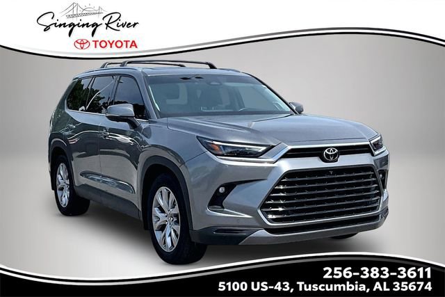 Used 2025 Toyota Grand Highlander FWD image 1