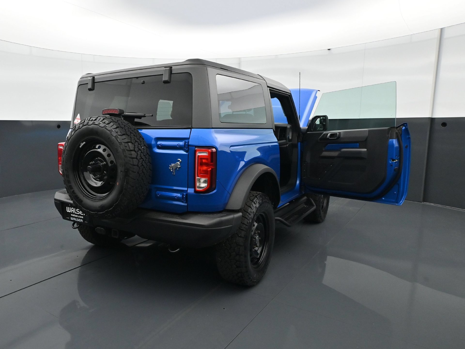 Used 2021 Ford Bronco Black Diamond AWD/4WD image 32