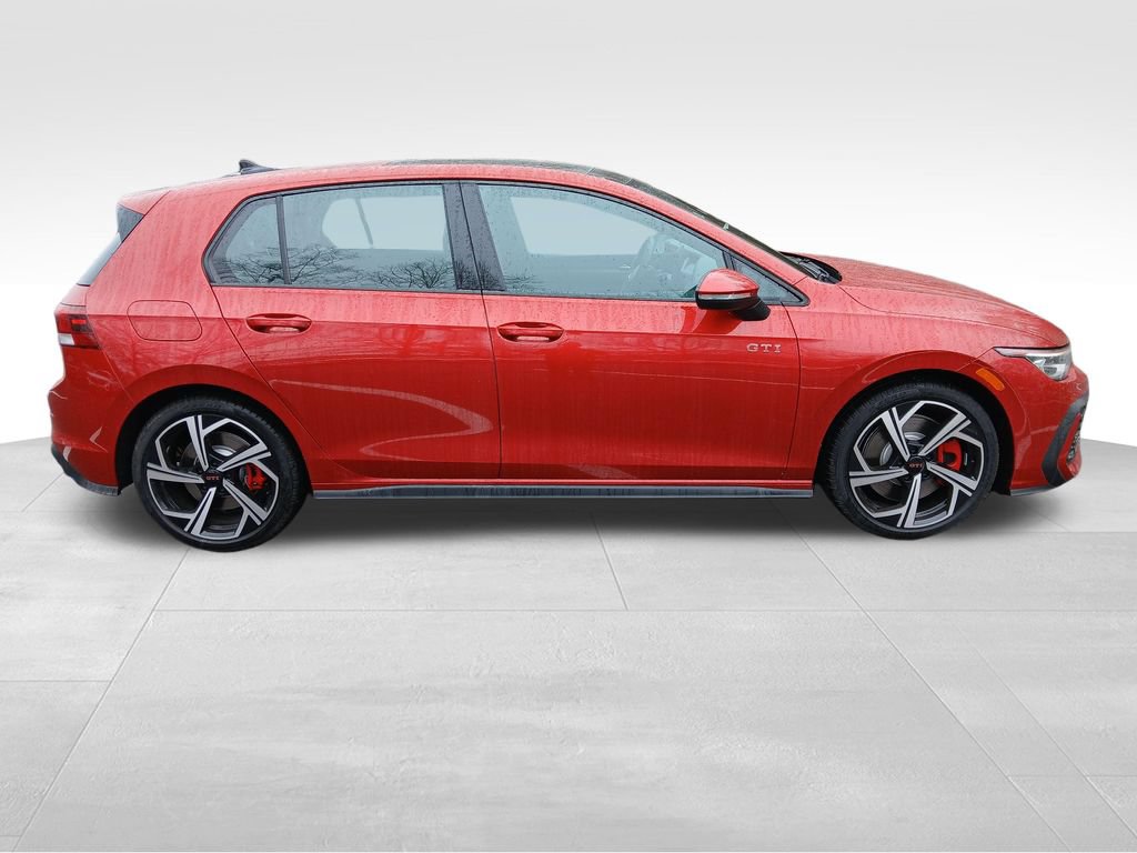 New 2026 Volkswagen GTI SE FWD image 6
