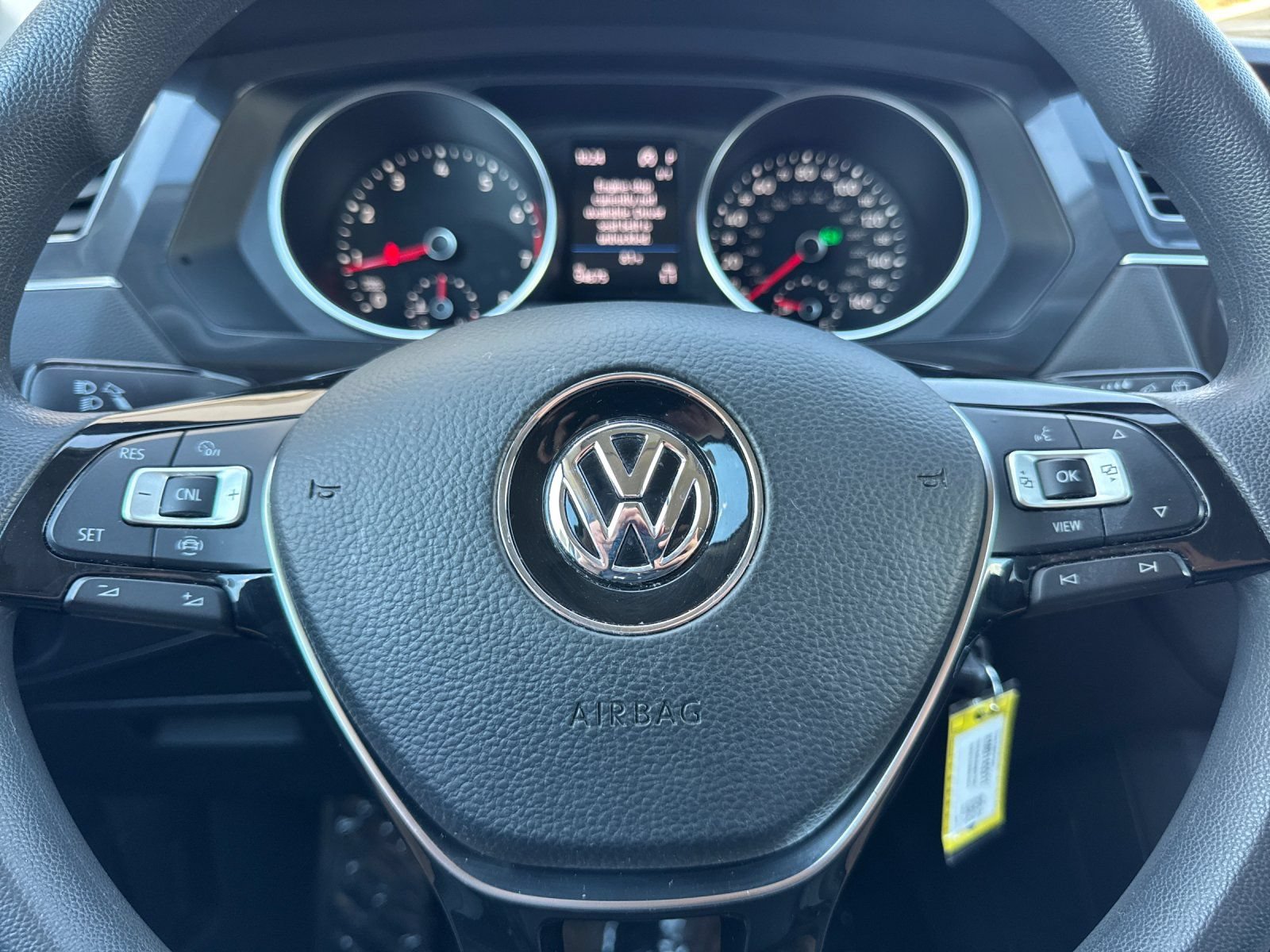Used 2019 Volkswagen Tiguan S w/ 3rd Row Seat Package AWD/4WD image 27