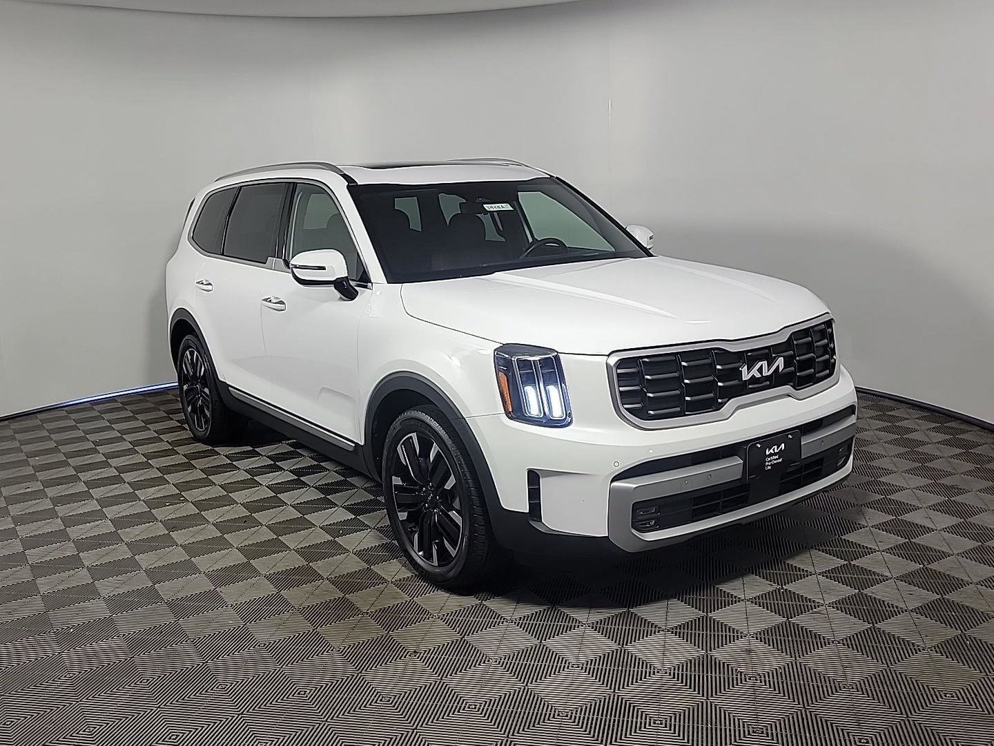 Used 2023 Kia Telluride SX Prestige AWD/4WD image 1
