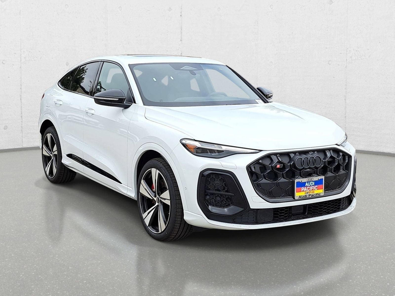 New 2026 Audi SQ5 Premium Plus AWD/4WD image 3
