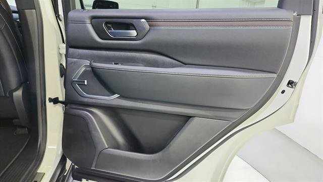 New 2026 Nissan Armada Platinum AWD/4WD image 35