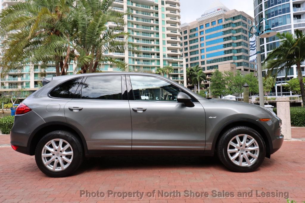 Used 2014 Porsche Cayenne Diesel AWD/4WD image 4