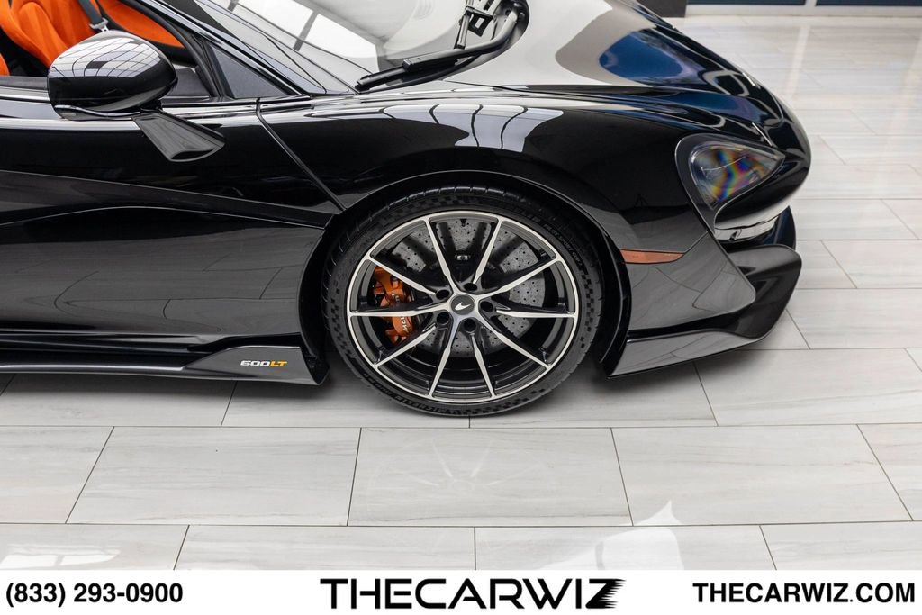 Used 2020 McLaren 600LT Spider RWD image 30
