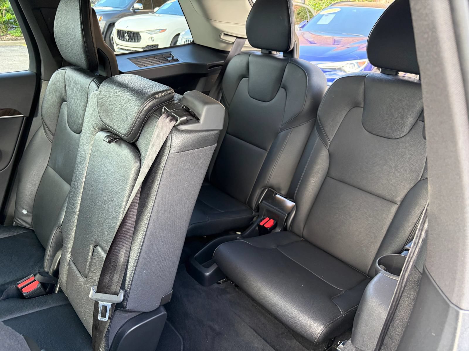 Used 2019 Volvo XC90 T6 Momentum w/ Protection Package Premier AWD/4WD image 12