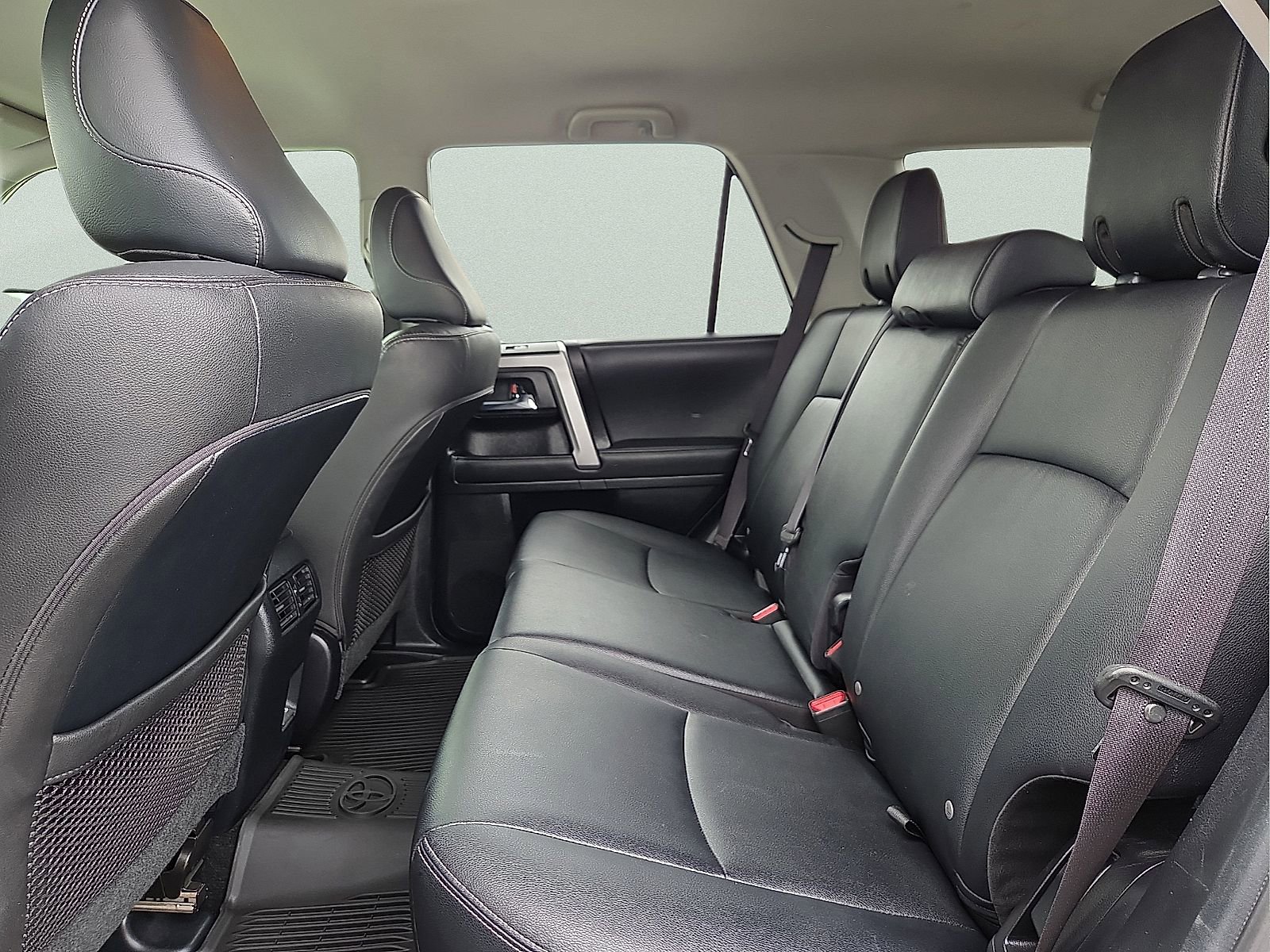 Used 2023 Toyota 4Runner TRD Sport RWD image 10