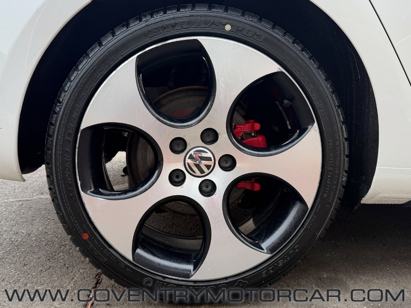 Used 2012 Volkswagen Golf 4-Door image 11