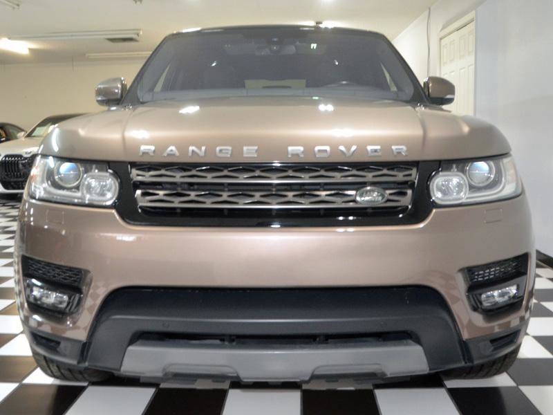 Used 2016 Land Rover Range Rover Sport SE AWD/4WD image 4