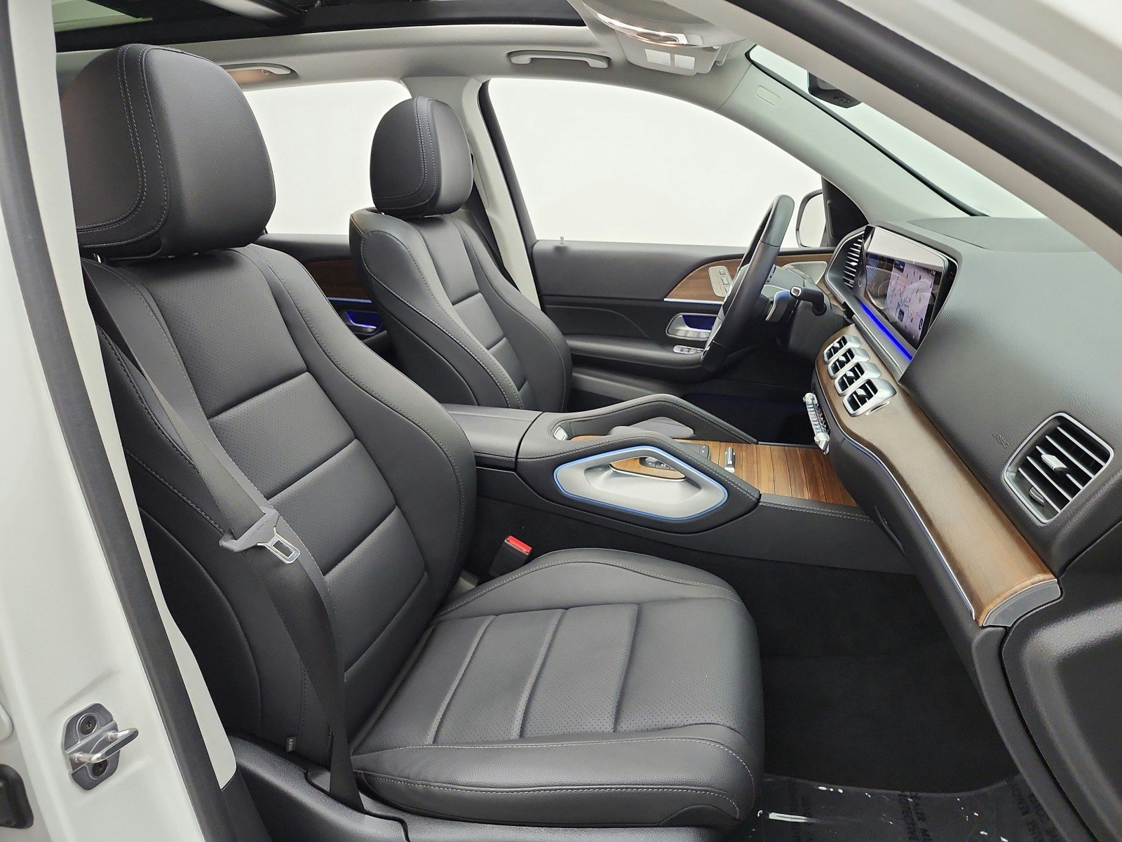 Certified 2025 Mercedes-Benz GLE 350 4MATIC image 19
