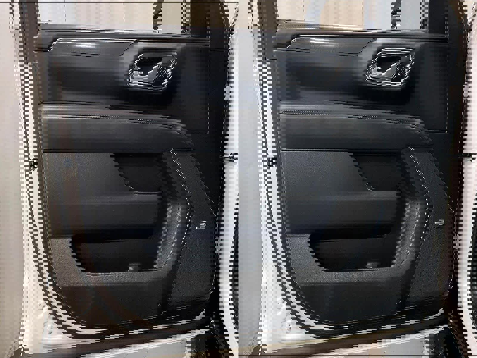 Used 2023 Chevrolet Tahoe RST image 9