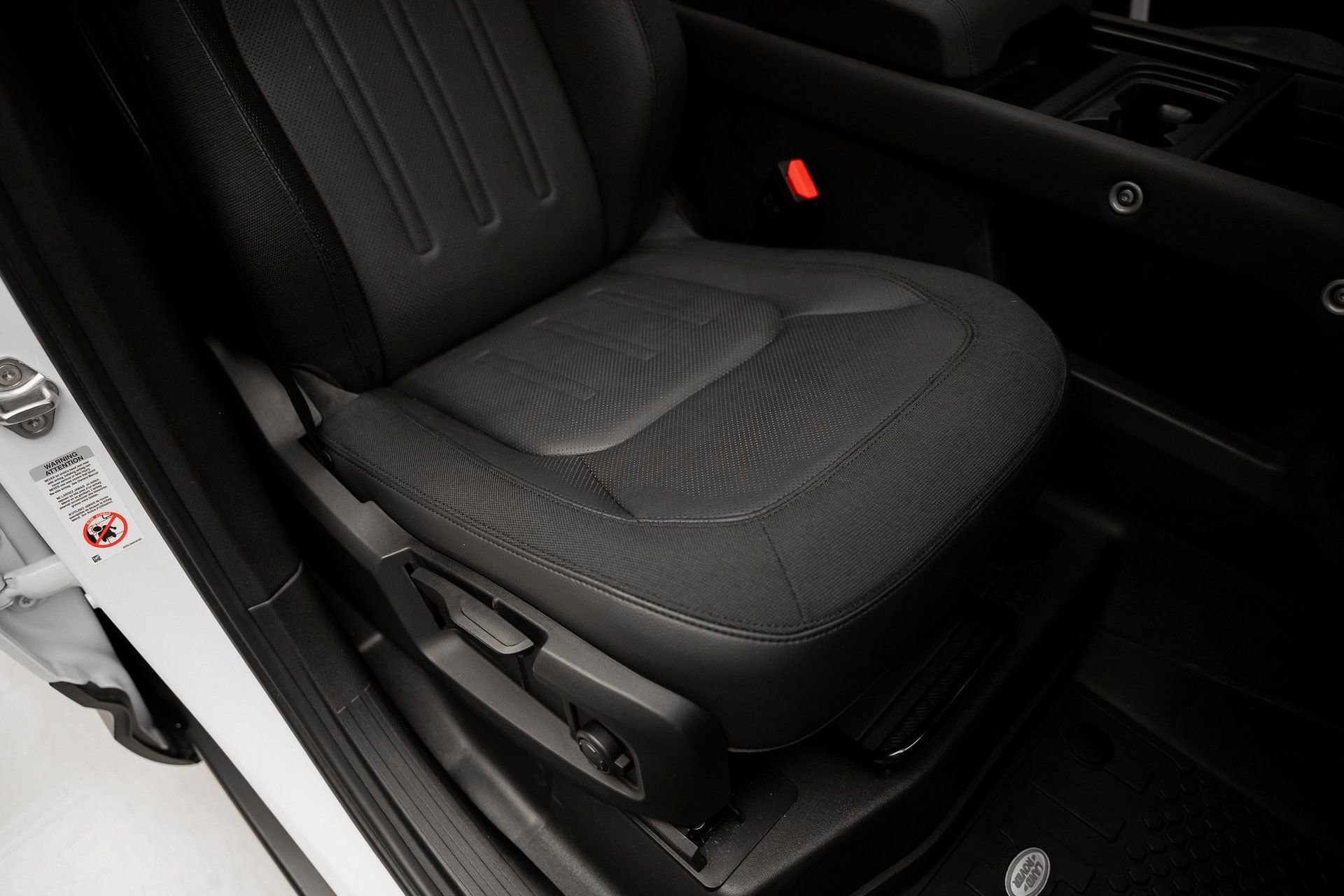 Used 2021 Land Rover Defender 110 S image 64