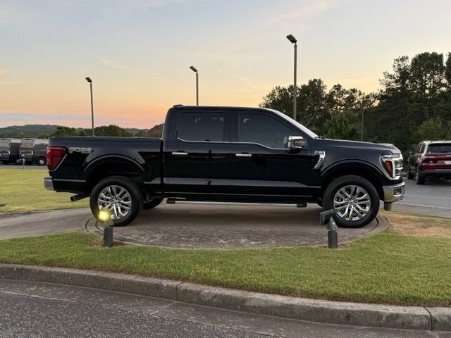 Used 2025 Ford F150 Lariat w/ Equipment Group 501A Mid AWD/4WD image 8