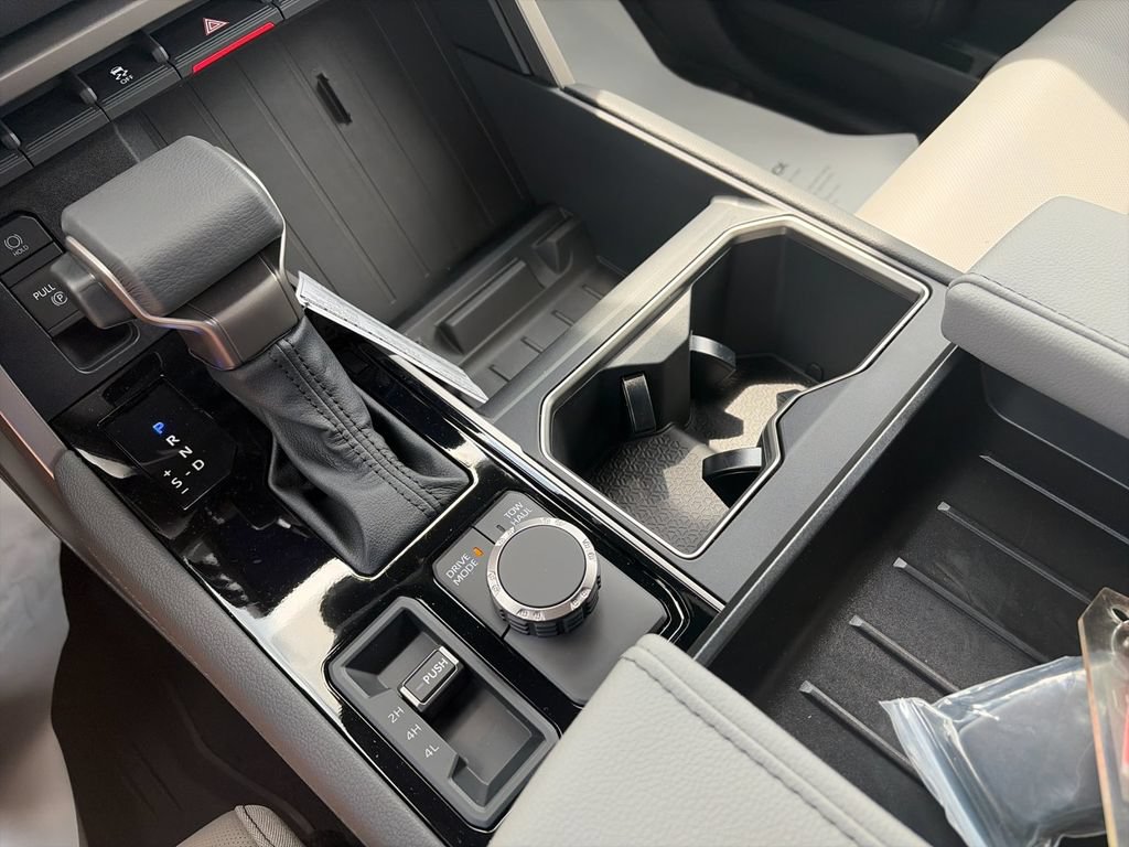 New 2026 Toyota Tundra Limited AWD/4WD image 33