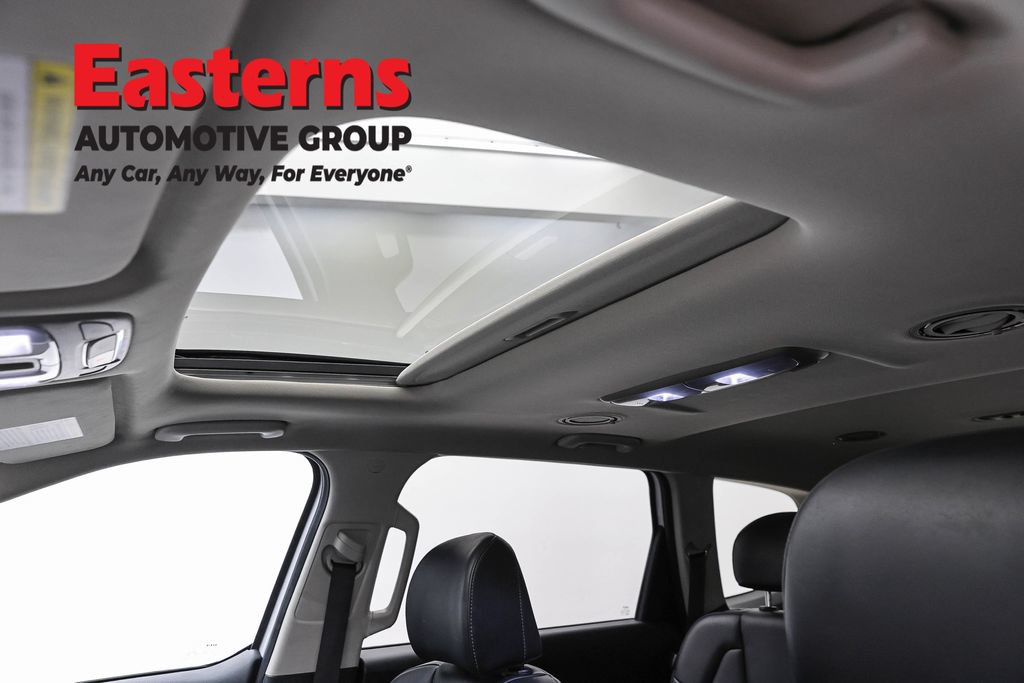 Used 2025 Kia Telluride S FWD image 39