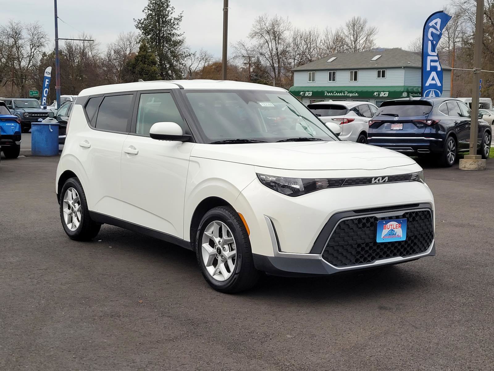 Used 2024 Kia Soul LX w/ Option Group 015 image 3