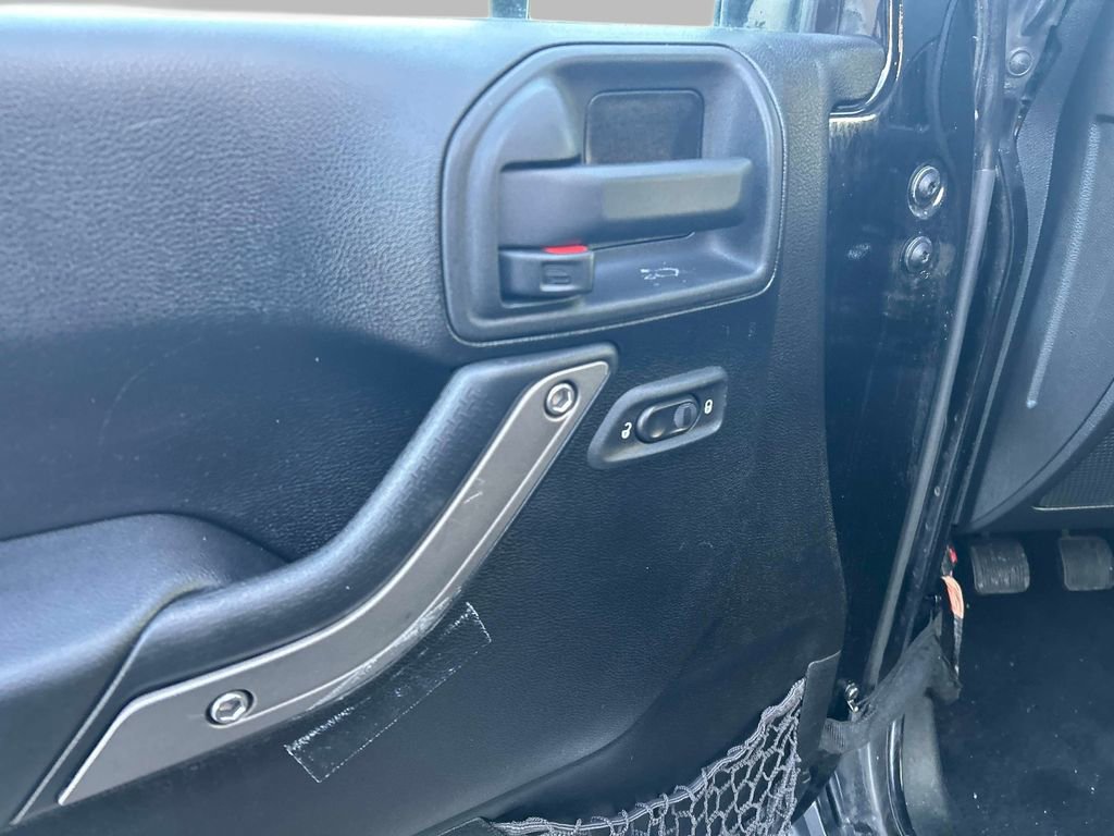 Used 2012 Jeep Wrangler Unlimited Sport image 18