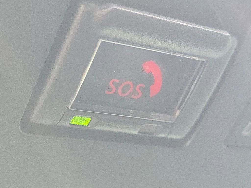 Used 2021 Lexus ES 250 w/ Premium Package image 8